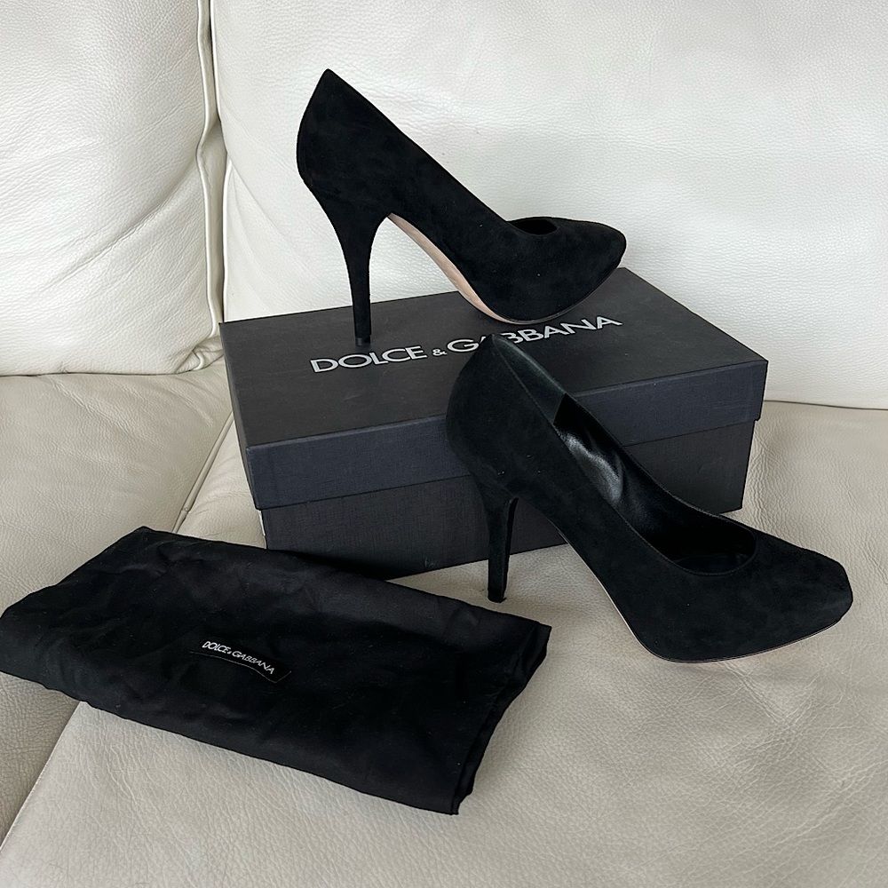 DOLCE & GABBANA Velvet Black Heel Square Toe Rare Size US 7.5 (Authentic)